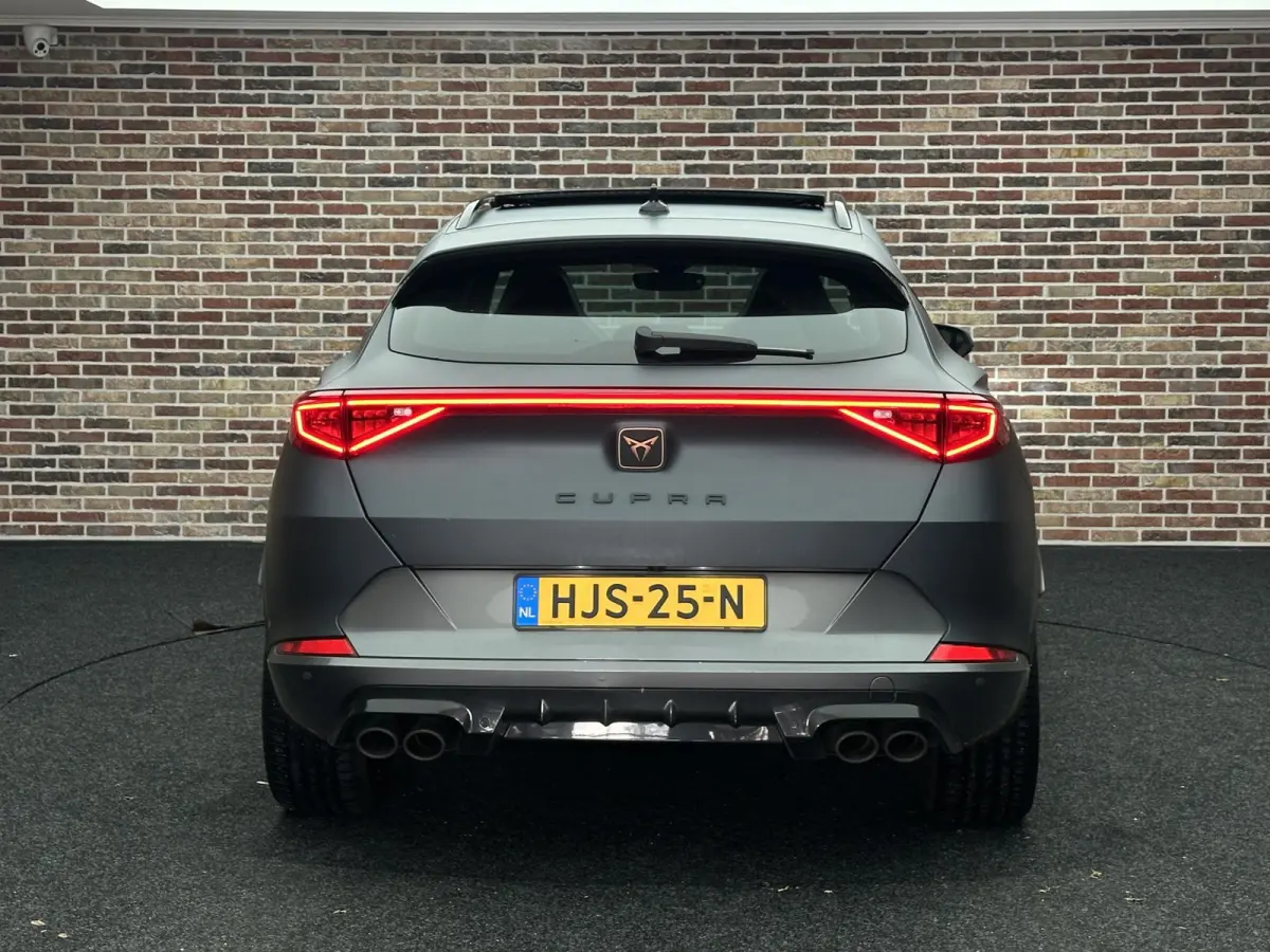 2.0 TSI 4DRIVE Matt Panorama Virtual Memory Beats audio