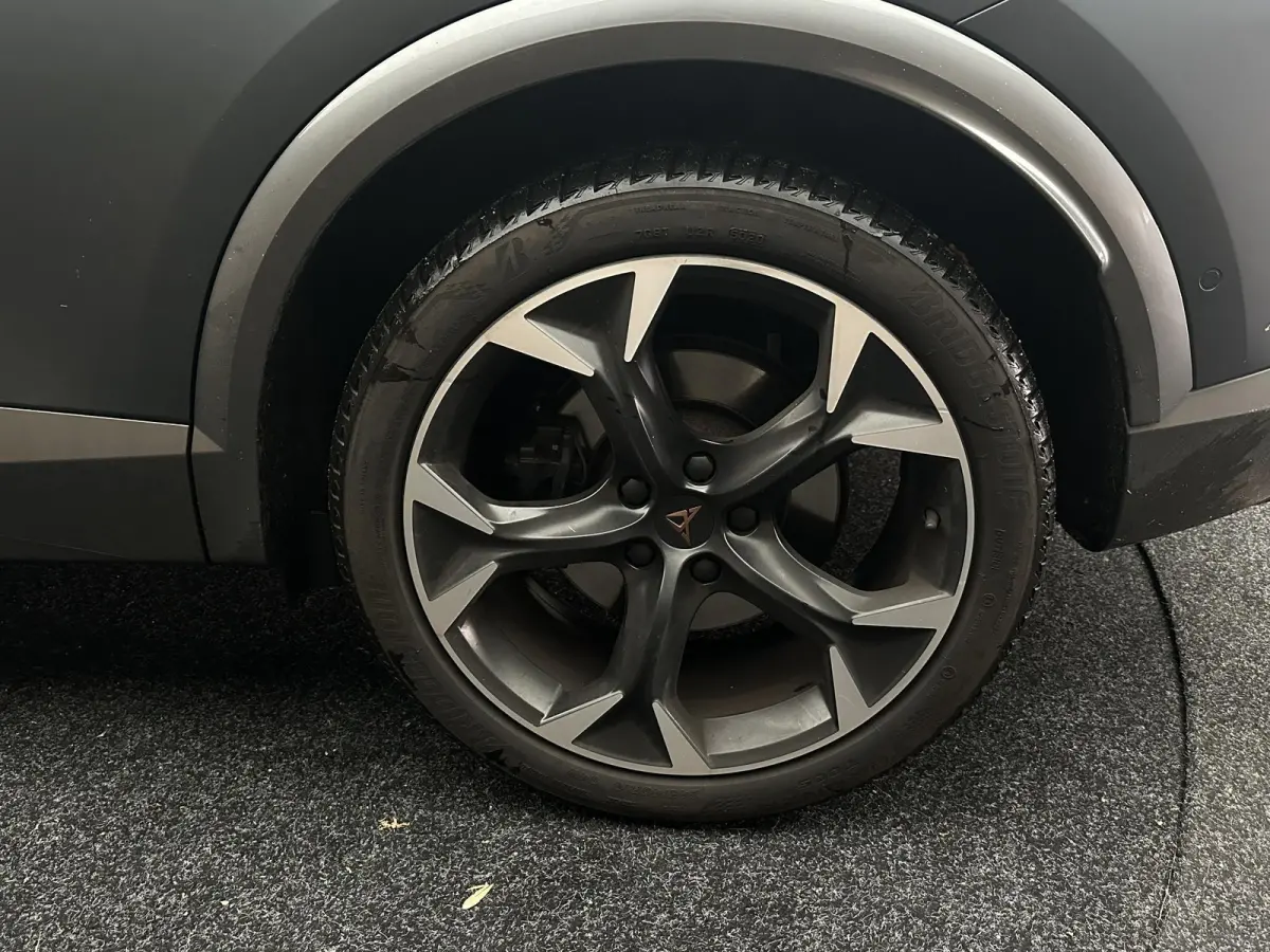 2.0 TSI 4DRIVE Matt Panorama Virtual Memory Beats audio