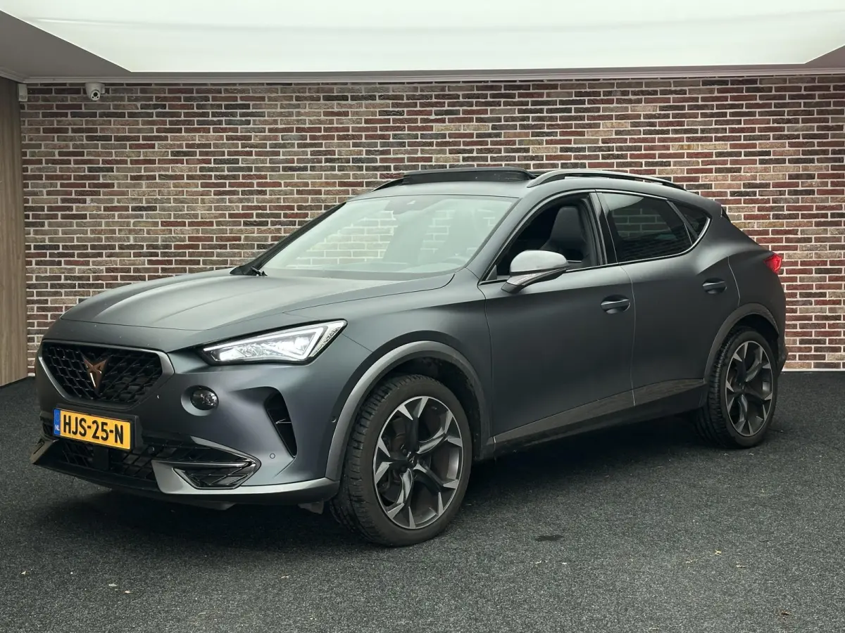 2.0 TSI 4DRIVE Matt Panorama Virtual Memory Beats audio