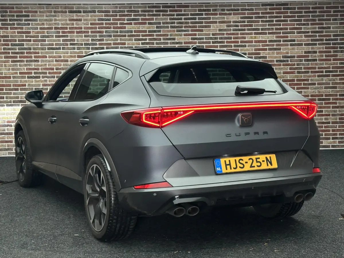2.0 TSI 4DRIVE Matt Panorama Virtual Memory Beats audio