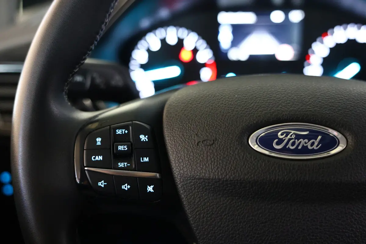 1.0 EcoBoost Hybrid 39.000 km Titanium AUT CARPLAY DAB STUURVW '22