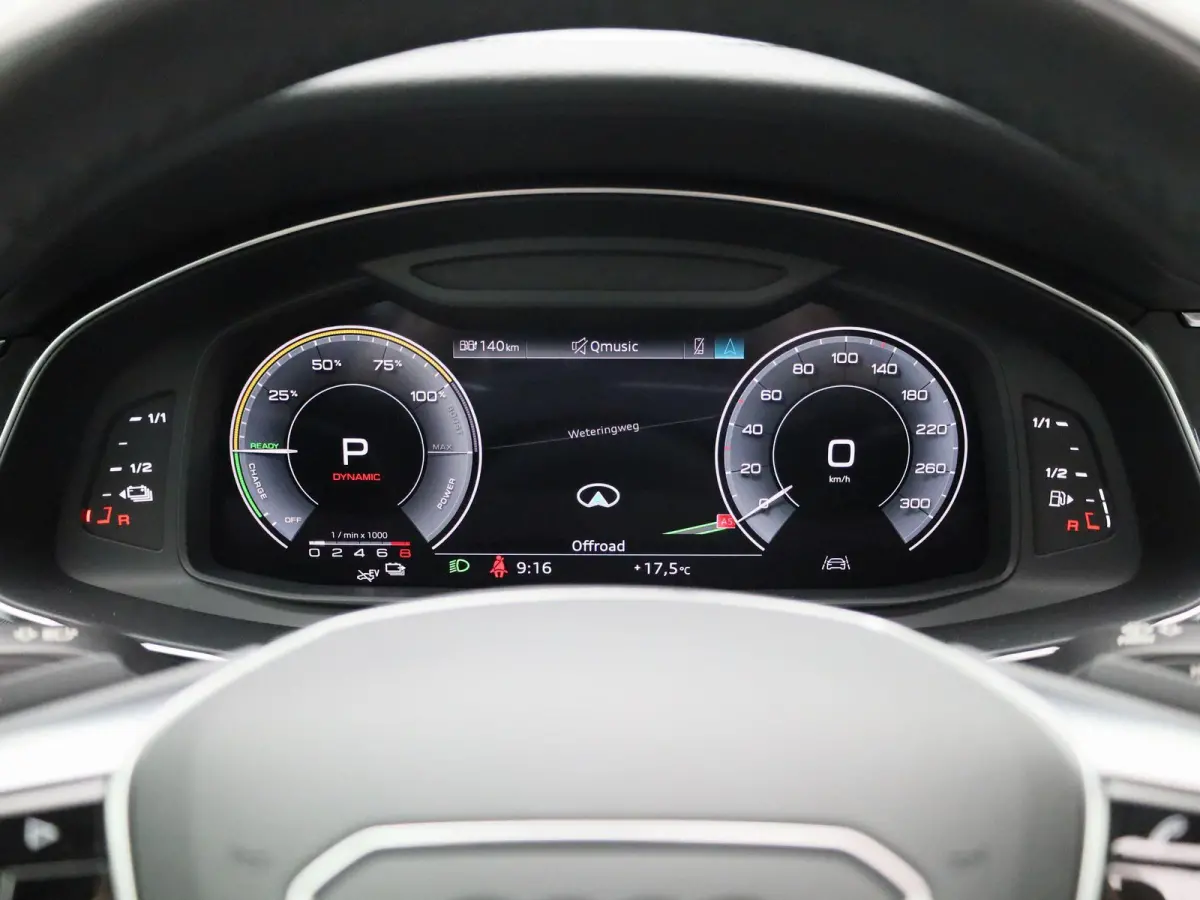 50 TFSI e quattro Advanced Edition | Navigatiesysteem | Panoramadak | Achteruitrijcamera | Stoelverwarming voorin |