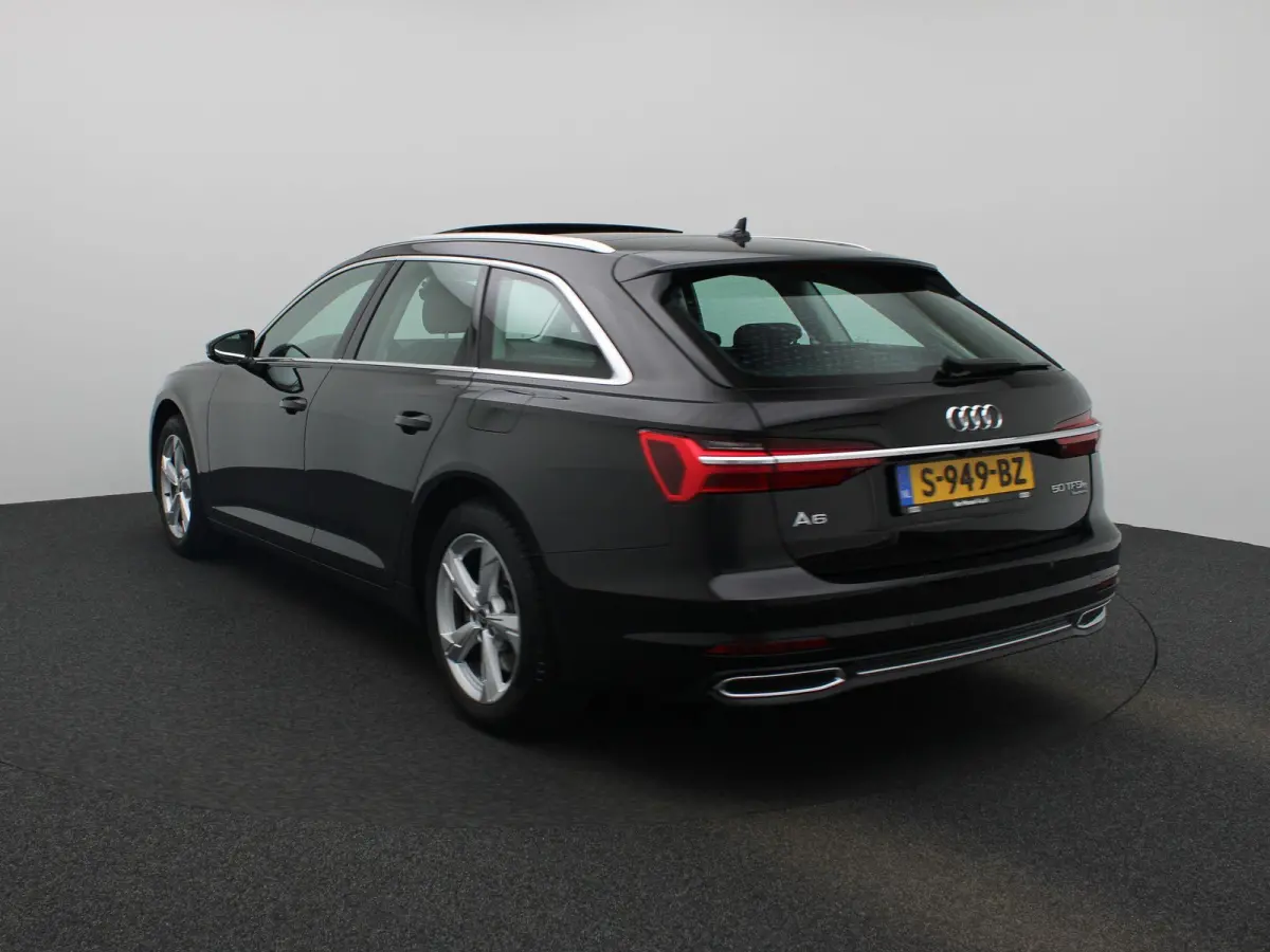 50 TFSI e quattro Advanced Edition | Navigatiesysteem | Panoramadak | Achteruitrijcamera | Stoelverwarming voorin |