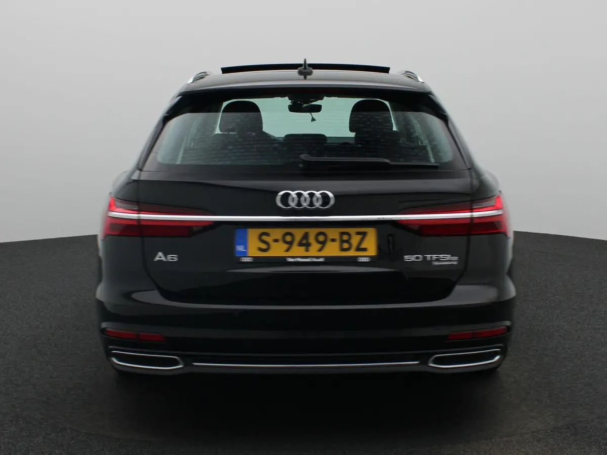 50 TFSI e quattro Advanced Edition | Navigatiesysteem | Panoramadak | Achteruitrijcamera | Stoelverwarming voorin |