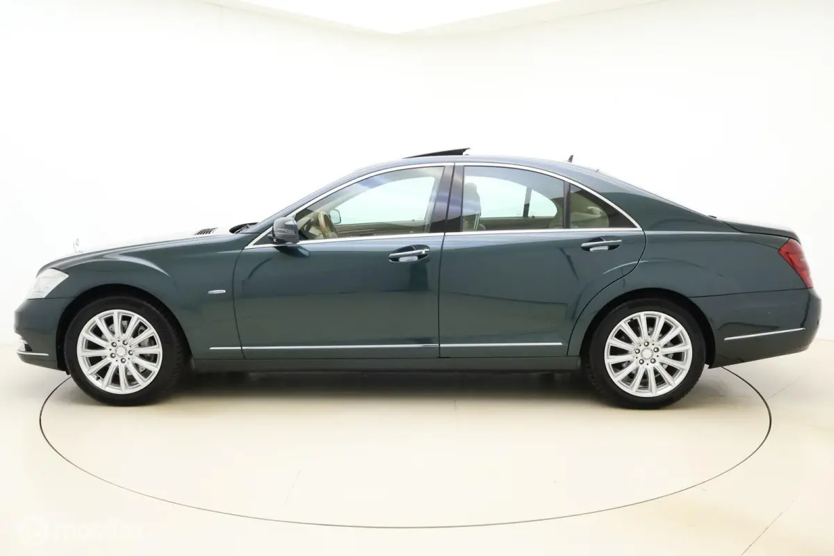 350 CDI BlueEFFICIENCY Prestige Plus