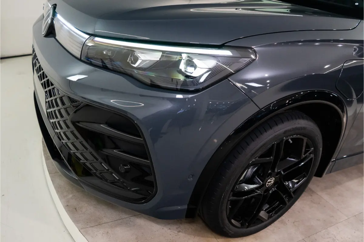 1.5 eHybrid 2x R-Line 2025 PER DIRECT BESCHIKBAAR | VOL OPTIE INCL. 5 JAAR GARANTIE!