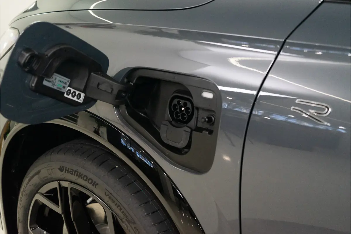 1.5 eHybrid 2x R-Line 2025 PER DIRECT BESCHIKBAAR | VOL OPTIE INCL. 5 JAAR GARANTIE!