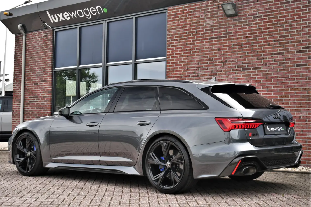 4.0 TFSI quattro Dyn+ B&O-high Carbon Pano Ceramic HUD Alc-hemel Softclose Stoelvent