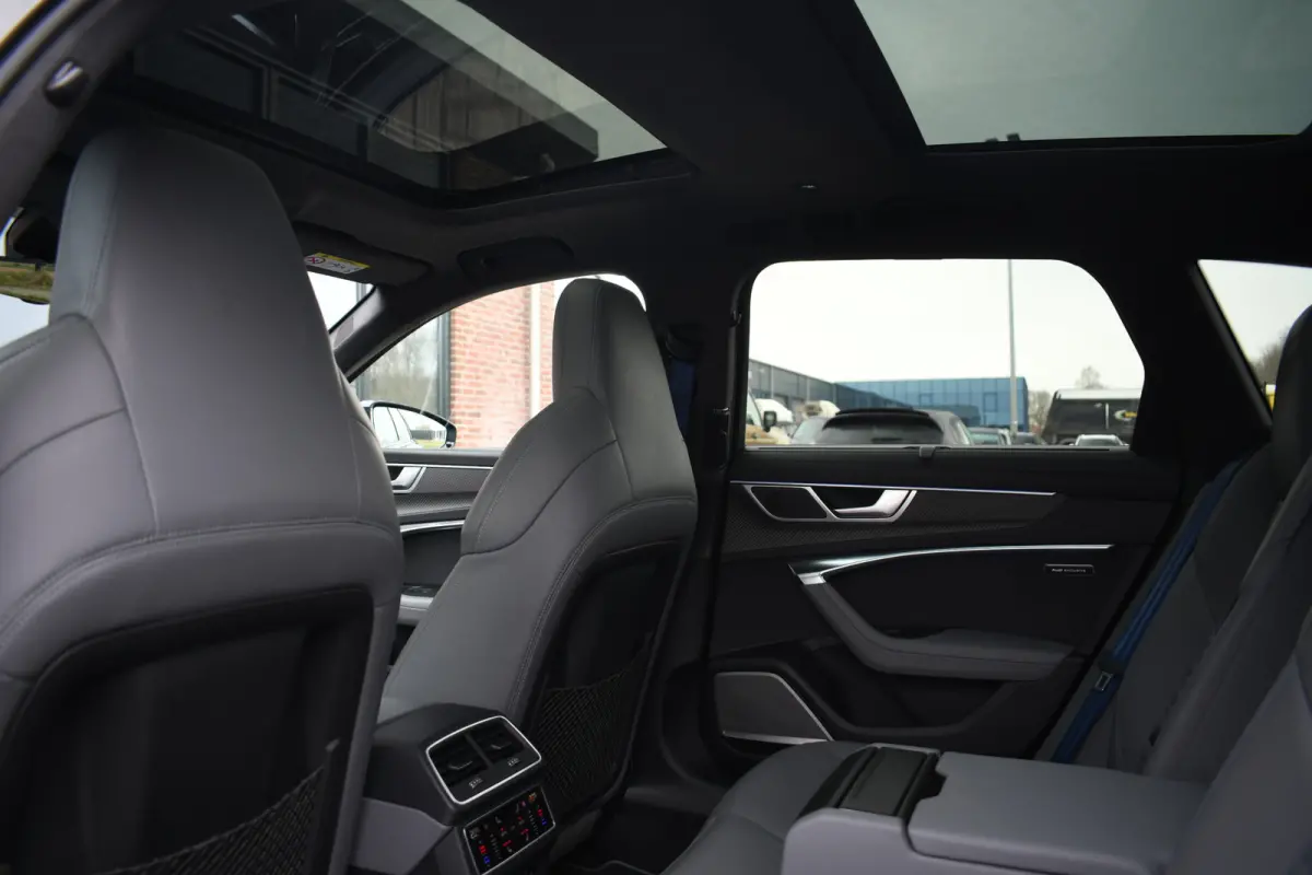 4.0 TFSI quattro Dyn+ B&O-high Carbon Pano Ceramic HUD Alc-hemel Softclose Stoelvent