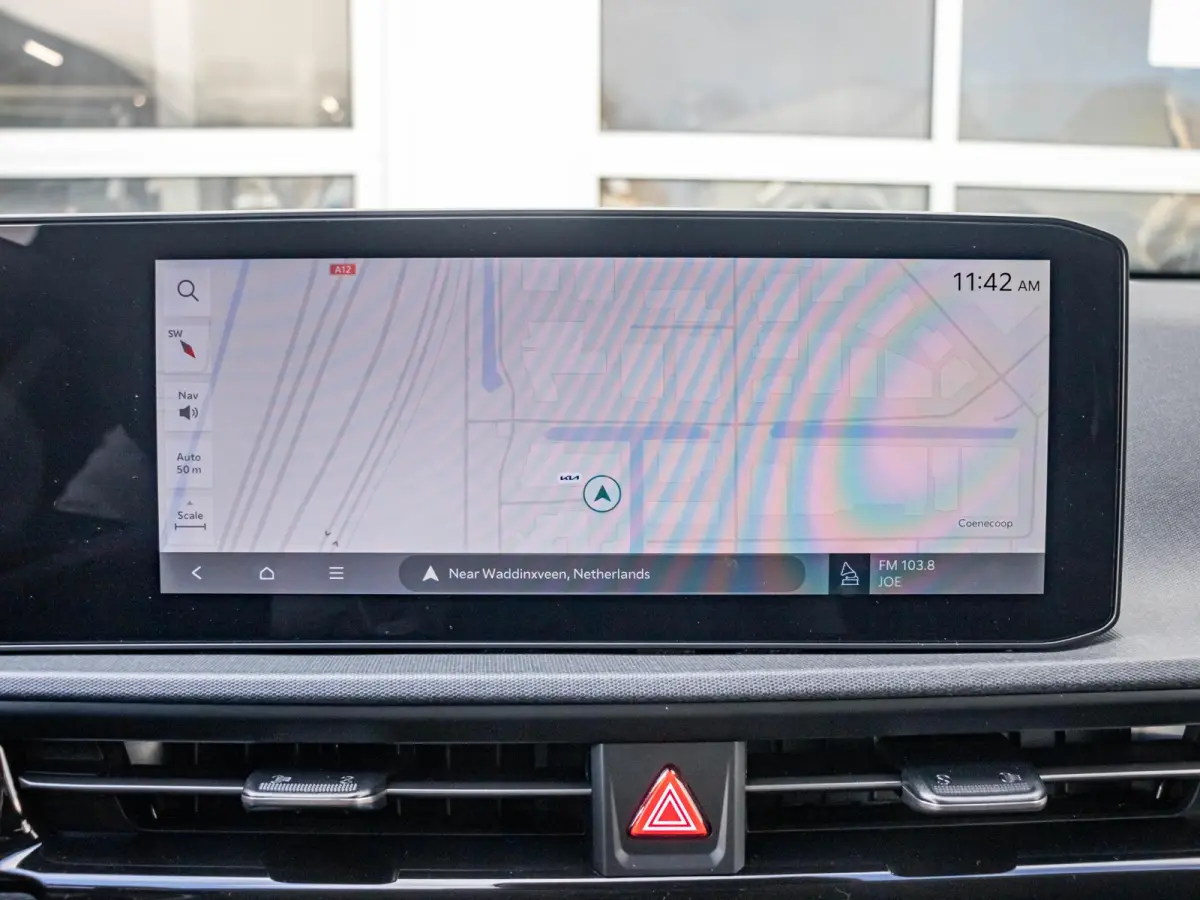 Light Edition 63 kWh stoel / stuurwielverwarming l apple car play android auto