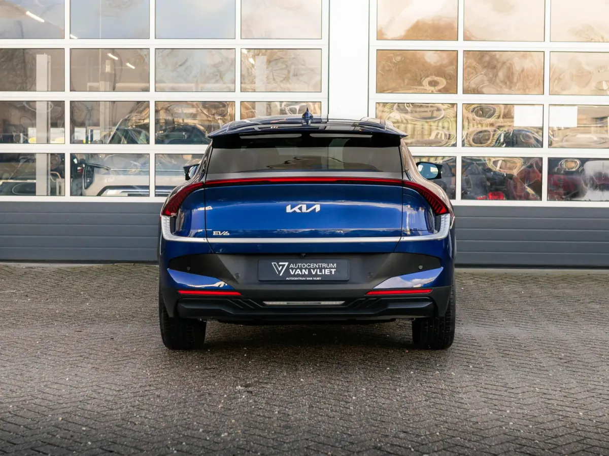Light Edition 63 kWh stoel / stuurwielverwarming l apple car play android auto