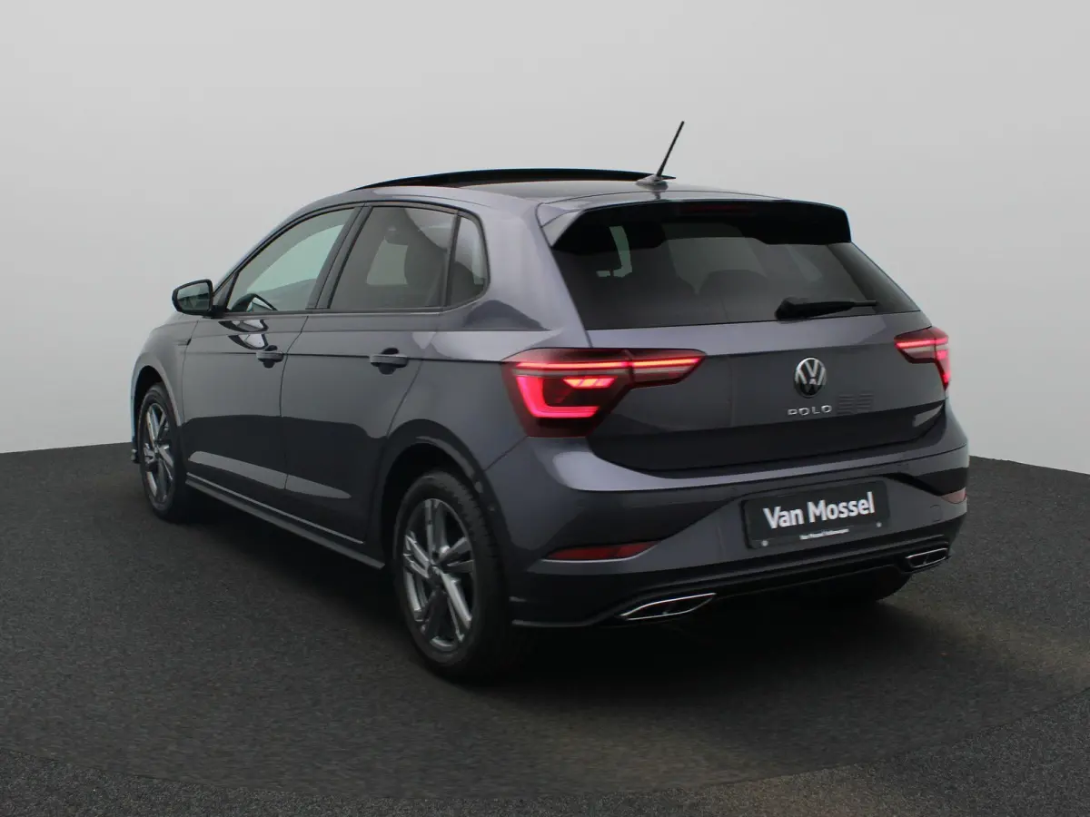1.0 TSI R-Line Edition 95 PK | Automaat | Panoramadak | Stoelverwarming | Digitale Cockpit | 16 Inch | LED Matrix | Achteruitrijcamera