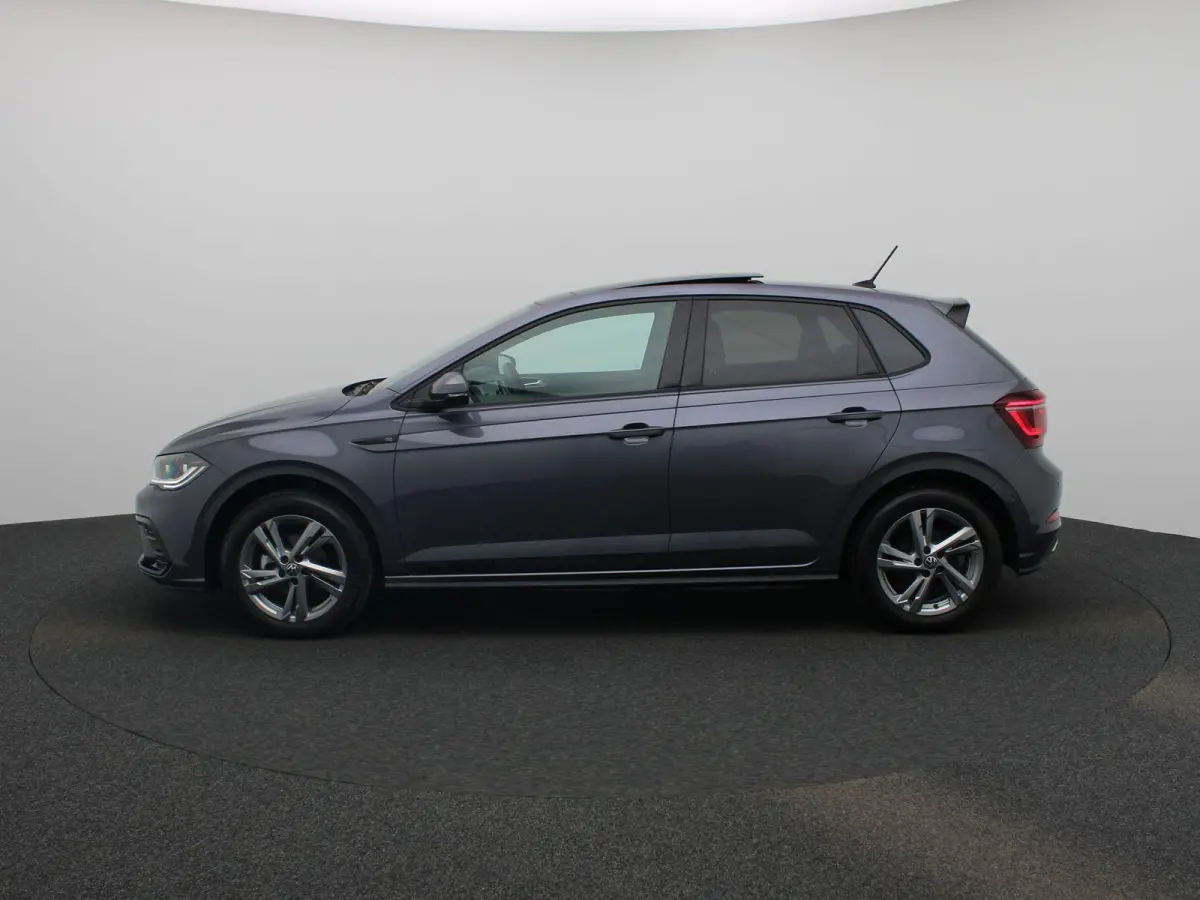 1.0 TSI R-Line Edition 95 PK | Automaat | Panoramadak | Stoelverwarming | Digitale Cockpit | 16 Inch | LED Matrix | Achteruitrijcamera