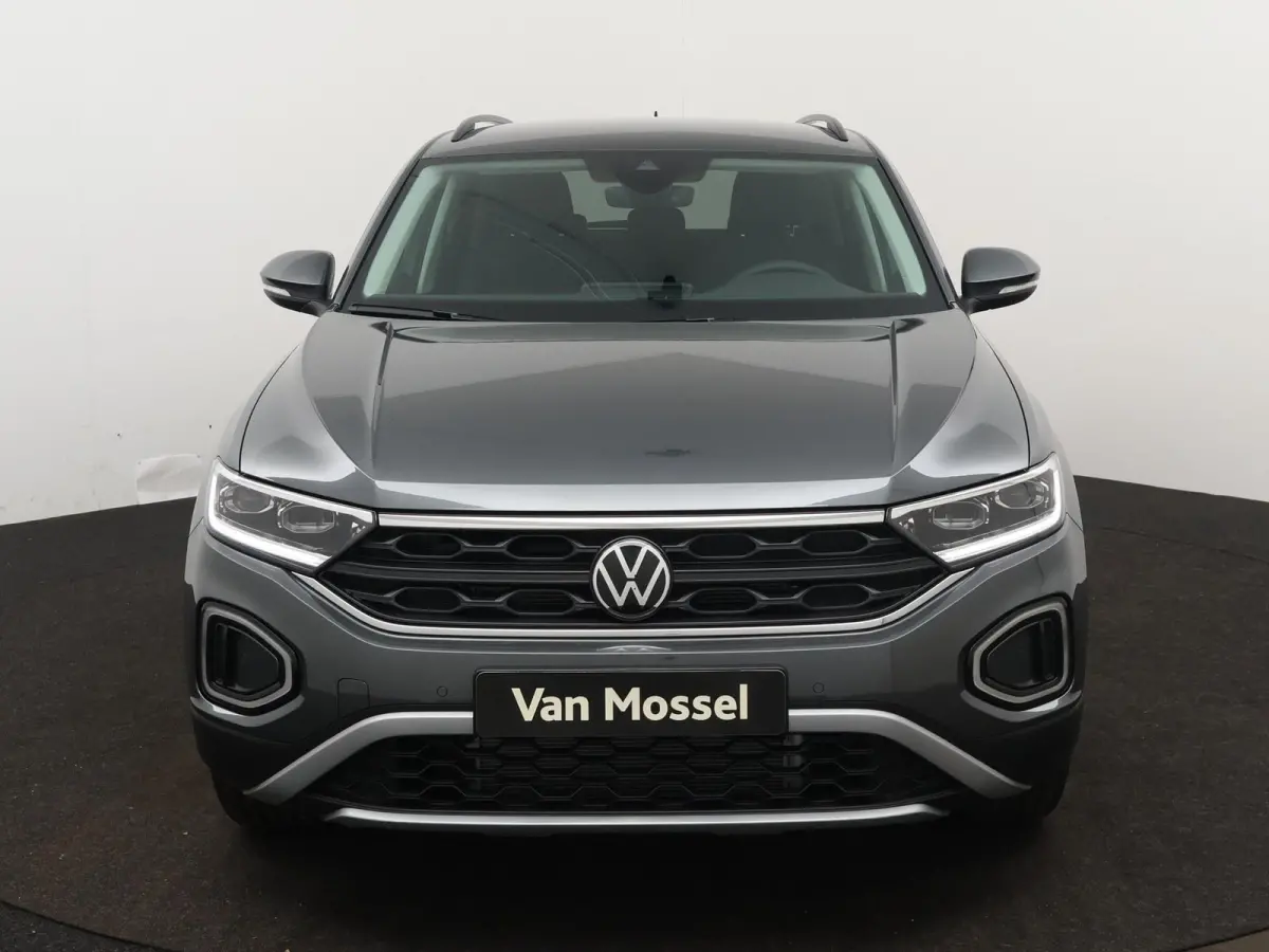 1.0 TSI Oranje Edition 116 PK | Navigatie | Apple Carplay | Dodehoek sensoren | Android Auto | Climate control | Camera | Keyless access | Adaptieve cruise control | 17" Lichtmetalen velgen 