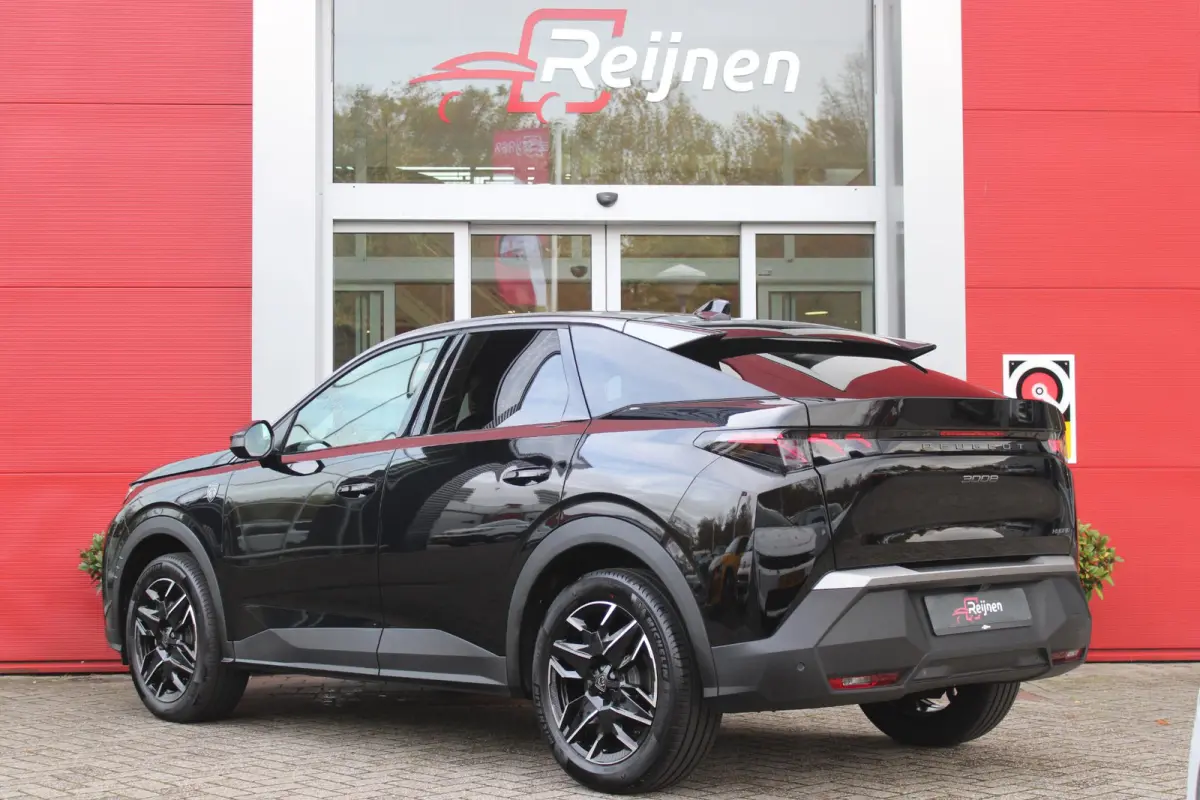 1.2 Hybrid 145PK GT | ELEKTRISCH BEDIENBARE ACHTERKLEP | NAVIGATIE | DRAADLOZE APPLE CARPLAY/ANDROID AUTO | SFEER VERLICHTING | ACHTERUITRIJ CAMERA | PARKEERSENSOREN VOOR EN ACHTER | FULL LE