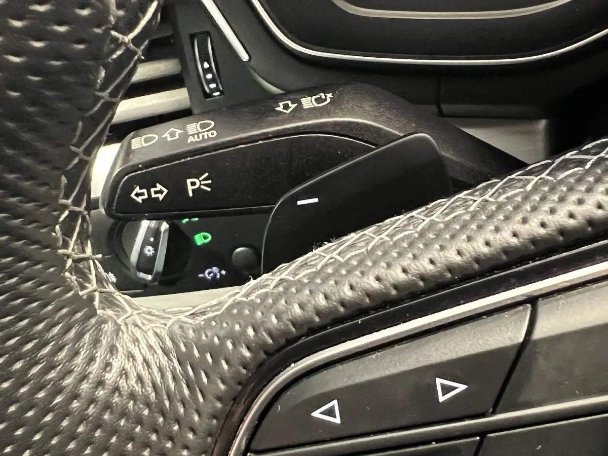 35 TFSI S edition | Navigatie/Android/Apple Carplay | LM Velgen 19" | PDC Voor en Achter | Achteruitrijcamera |