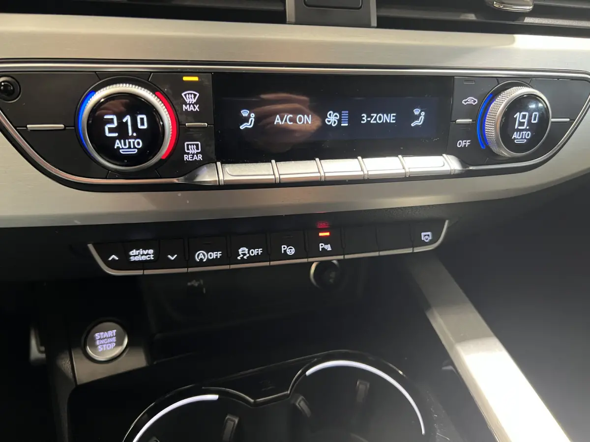 35 TFSI S edition | Navigatie/Android/Apple Carplay | LM Velgen 19" | PDC Voor en Achter | Achteruitrijcamera |