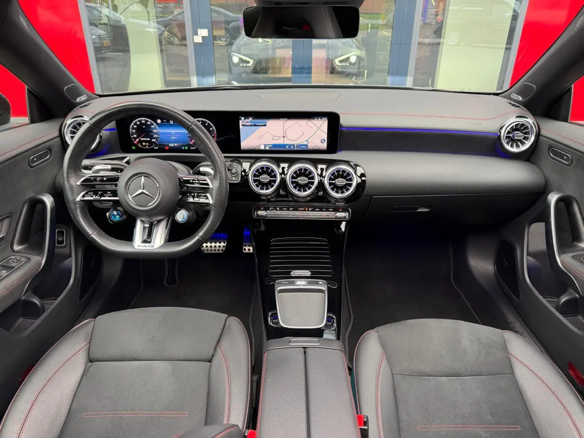 AMG 35 4MATIC / panoramadak / facelift