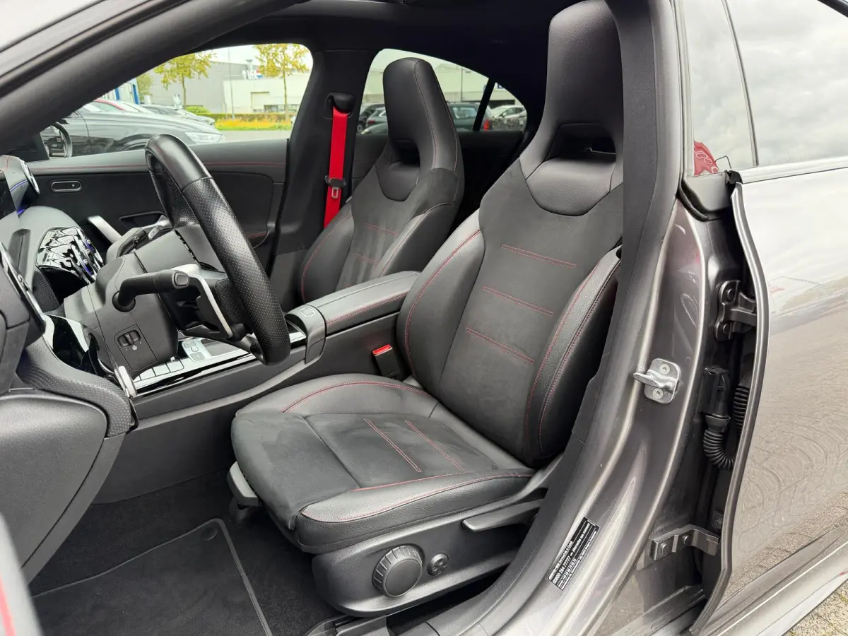 AMG 35 4MATIC / panoramadak / facelift