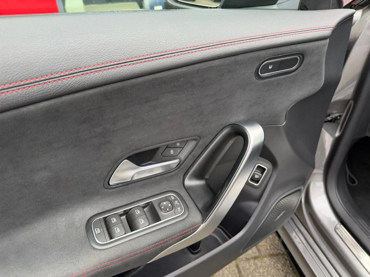 AMG 35 4MATIC / panoramadak / facelift