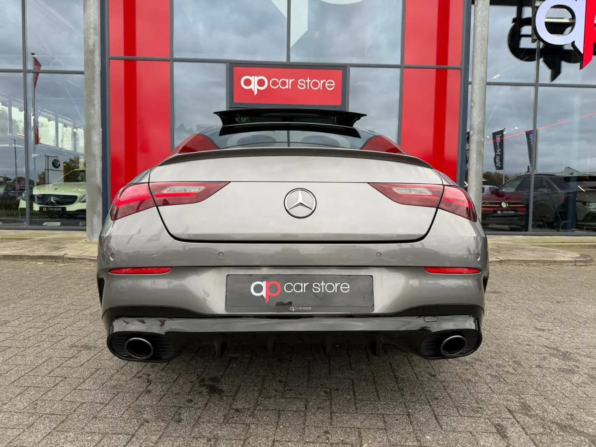 AMG 35 4MATIC / panoramadak / facelift