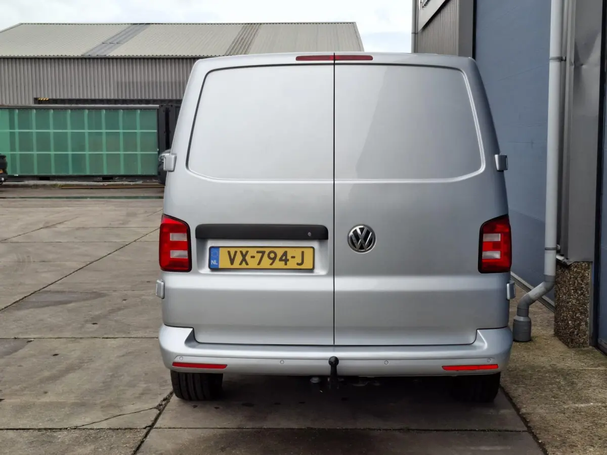2.0 TDI L2H1 Highline DUBBELE SCHUIFDEUR / AIRCO / CRUISE CONTROLE / TREKHAAK