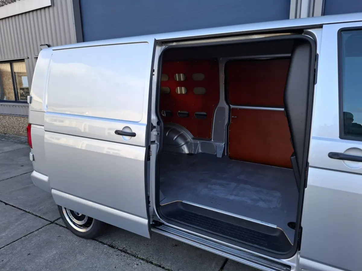2.0 TDI L2H1 Highline DUBBELE SCHUIFDEUR / AIRCO / CRUISE CONTROLE / TREKHAAK