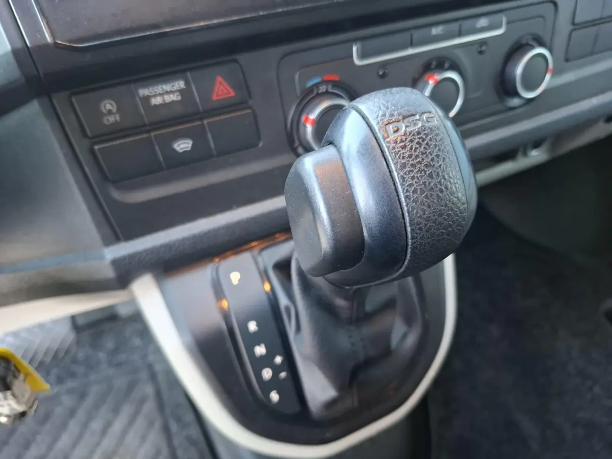 2.0 TDI L2H1 Highline DUBBELE SCHUIFDEUR / AIRCO / CRUISE CONTROLE / TREKHAAK