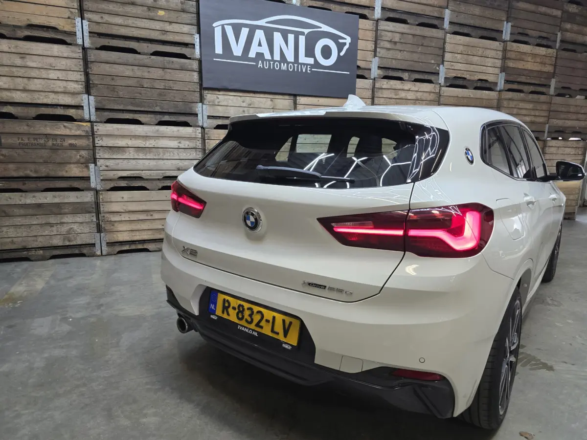 XDrive25e High Executive M Sport Pano Leder LED+ 19"LM