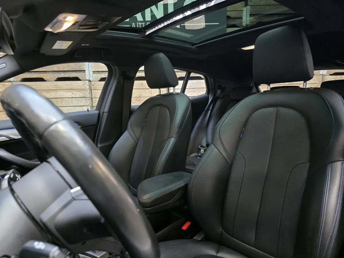 XDrive25e High Executive M Sport Pano Leder LED+ 19"LM