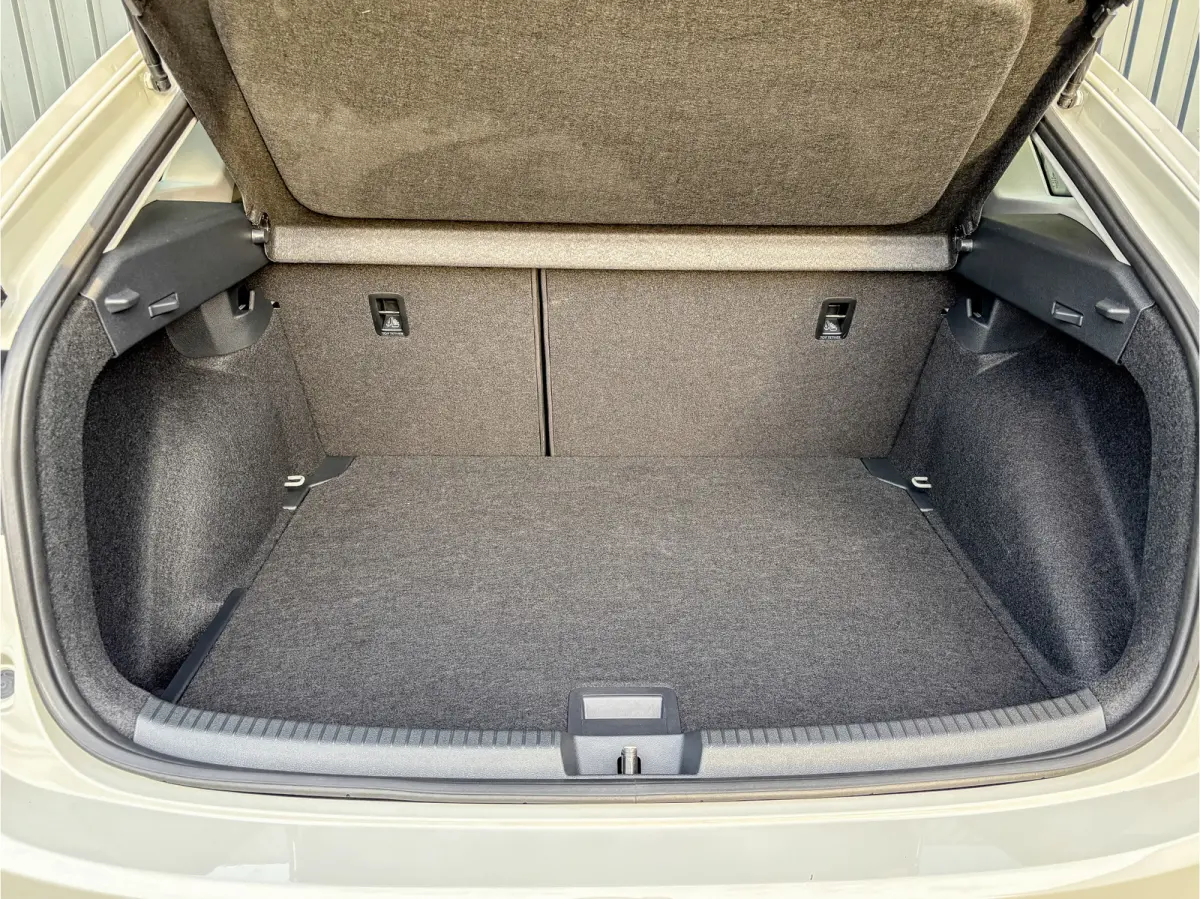 1.0 TSI Life Edition | Camera | Keyless | Adapt. Cr. | Prijs Rijklaar!!