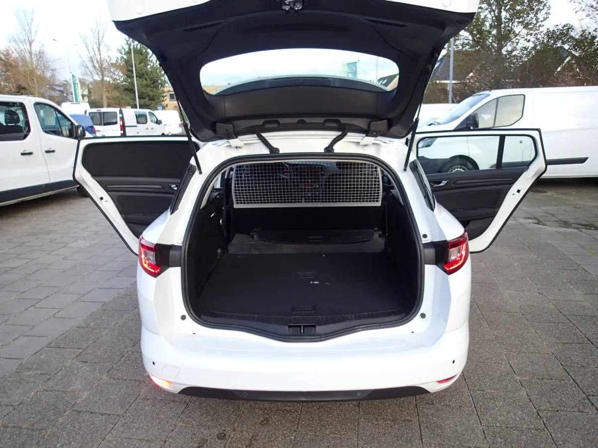 RENAULT 1.5DCI VOORZIEN VAN ARCO+CRUISE + NAVIGATIE !!! Renault Mégane 1.5 dCi Expression S&S Navigatie