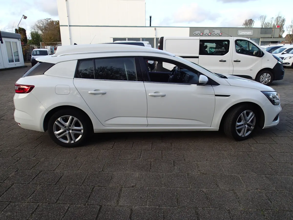 RENAULT 1.5DCI VOORZIEN VAN ARCO+CRUISE + NAVIGATIE !!! Renault Mégane 1.5 dCi Expression S&S Navigatie