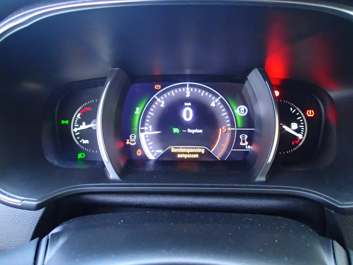 RENAULT 1.5DCI VOORZIEN VAN ARCO+CRUISE + NAVIGATIE !!! Renault Mégane 1.5 dCi Expression S&S Navigatie