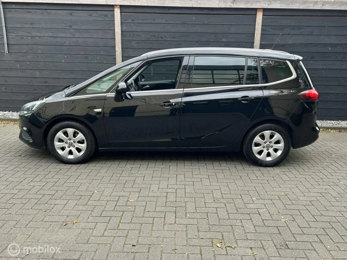 1.4 Turbo 120 PK Online Edition 7pers. / Clima / FM nav / 114.667 KM / 1e eig.