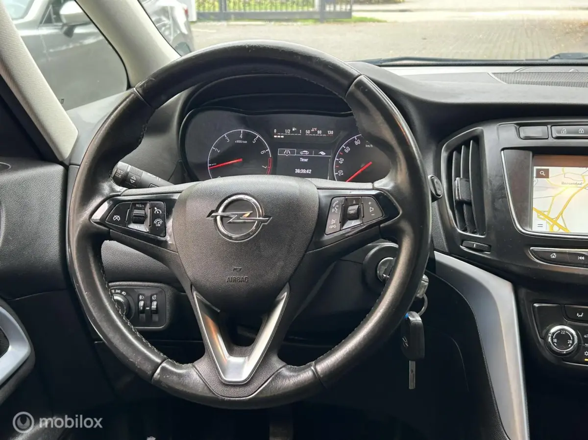 1.4 Turbo 120 PK Online Edition 7pers. / Clima / FM nav / 114.667 KM / 1e eig.