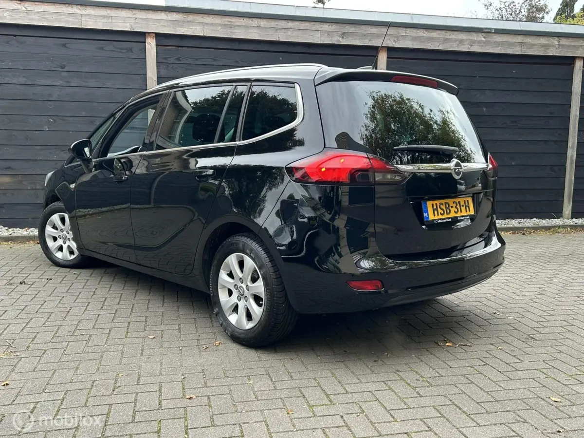 1.4 Turbo 120 PK Online Edition 7pers. / Clima / FM nav / 114.667 KM / 1e eig.