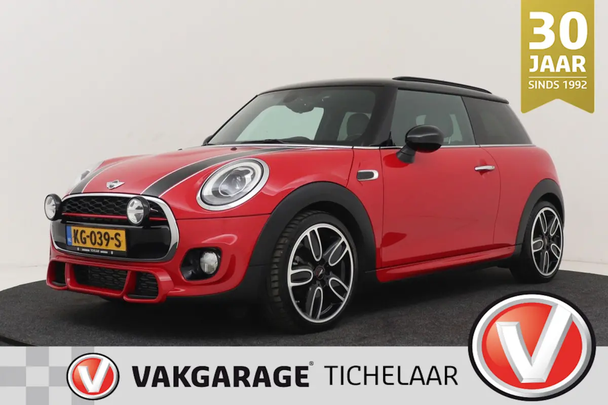 Mini 1.5 Chili Serious Business | Org NL | JCW Pakket | Sportstoelen | Navigatie | LED | Cruise Control |