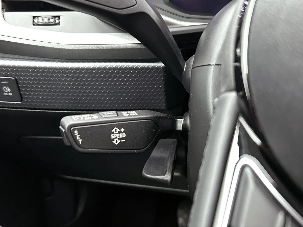 25 TFSI Pro Line 95 PK | Apple Carplay | Android Auto | Cruise Control | Airco | Lichtmetalen velgen |