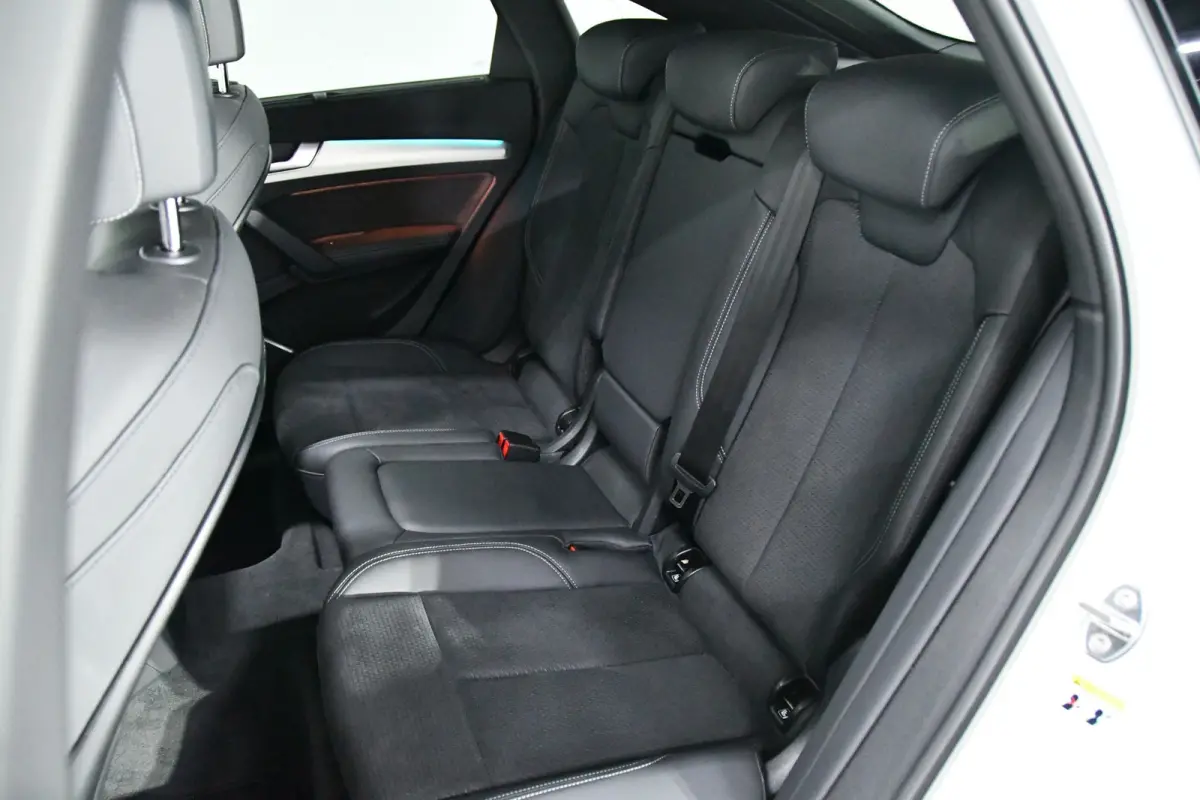 Competition 45TFSI 3X S-Line Pano Matrix camera Blindspot