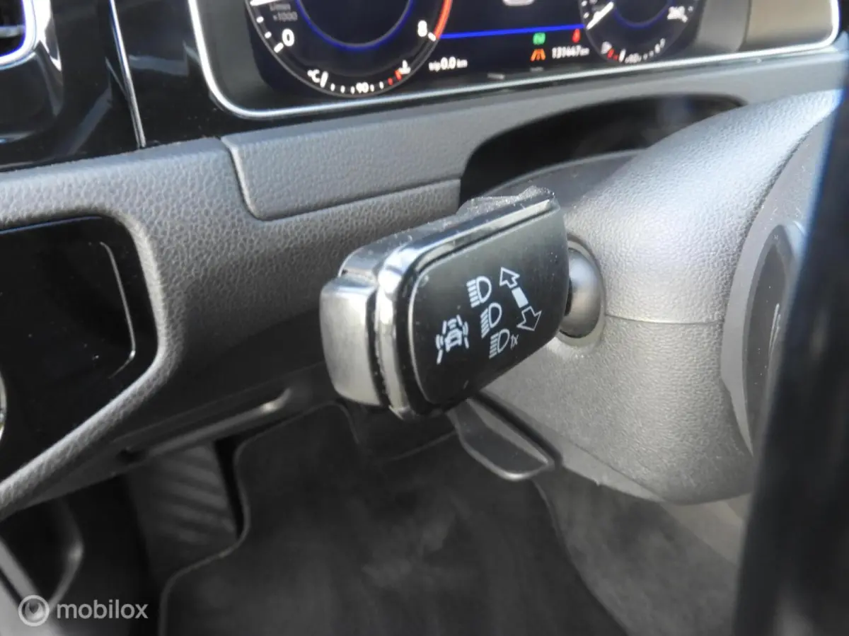 1.5 TSI R-Line , Virtual Cockpit