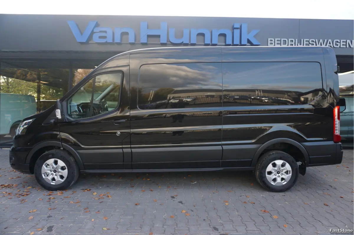 350L L3H2 Limited AUT-10 RWD 165PK BPM VRIJ 3.5T Trekhaak, Navi, Adap. Cruise, 360° Cam!! NR. A200