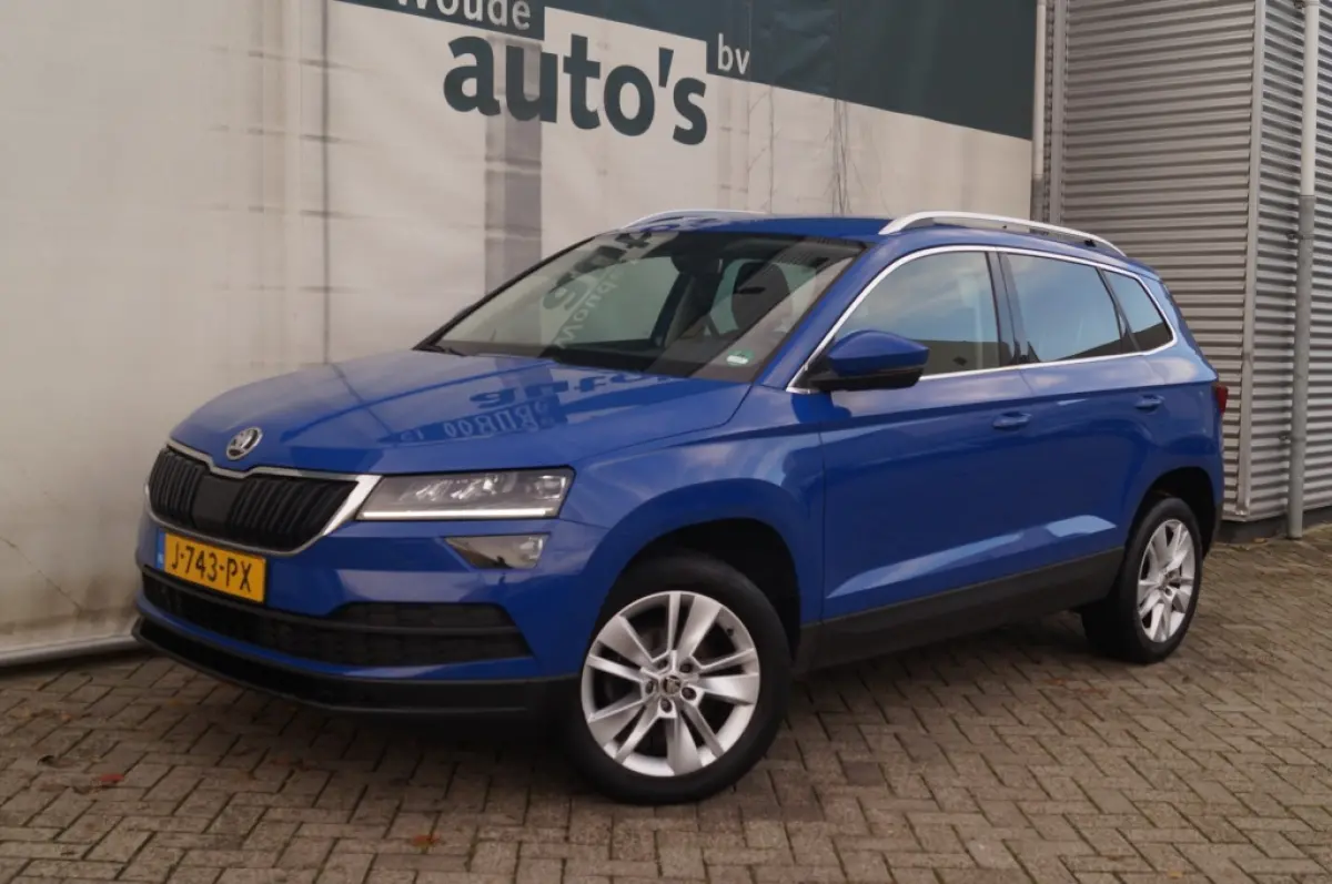 1.0 TSI Business Edition Plus -LED-ECC-CAM-NAVI-