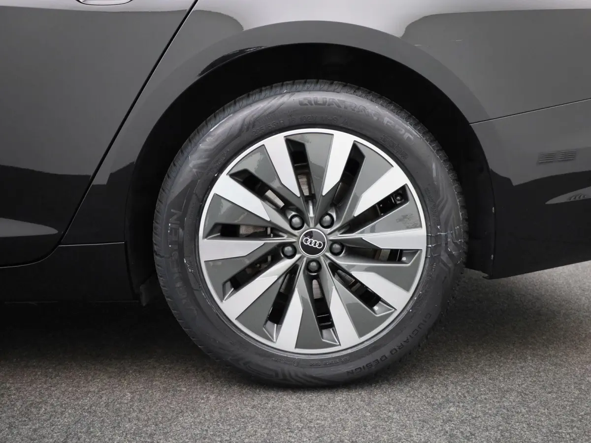 35 TDI Business edition AUTOMAAT | LEDER | NAVIGATIE | CLIMA | CRUISE | LMV | PDC | STOELVERWARMING | ELEKTRISCHE KOFFERKLEP | 12 MAANDEN BOVAG GARANTIE |