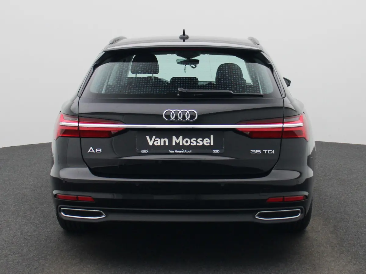 35 TDI Business edition AUTOMAAT | LEDER | NAVIGATIE | CLIMA | CRUISE | LMV | PDC | STOELVERWARMING | ELEKTRISCHE KOFFERKLEP | 12 MAANDEN BOVAG GARANTIE |