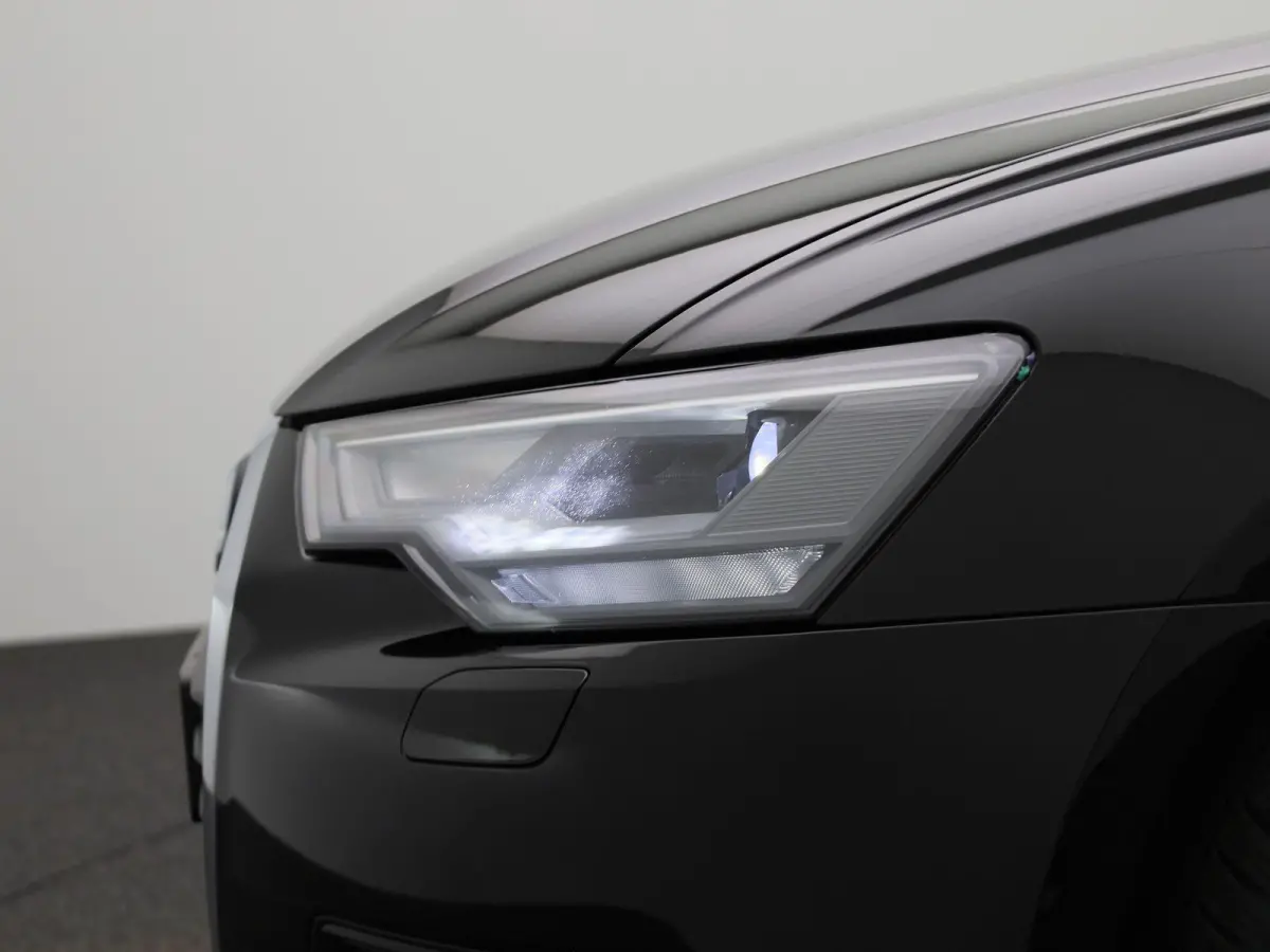 35 TDI Business edition AUTOMAAT | LEDER | NAVIGATIE | CLIMA | CRUISE | LMV | PDC | STOELVERWARMING | ELEKTRISCHE KOFFERKLEP | 12 MAANDEN BOVAG GARANTIE |