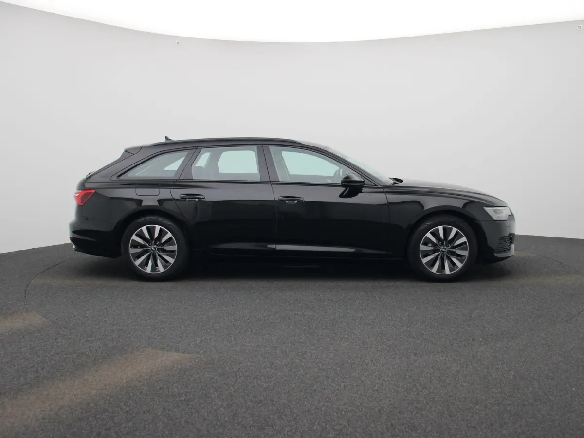 35 TDI Business edition AUTOMAAT | LEDER | NAVIGATIE | CLIMA | CRUISE | LMV | PDC | STOELVERWARMING | ELEKTRISCHE KOFFERKLEP | 12 MAANDEN BOVAG GARANTIE |