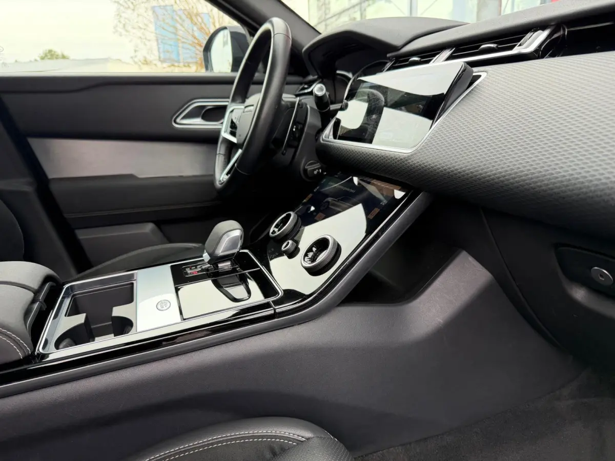 2.0 P250 AWD Dynamic SE / PANORAMADAK / KEYLESS-ENTRY / FACELIFT