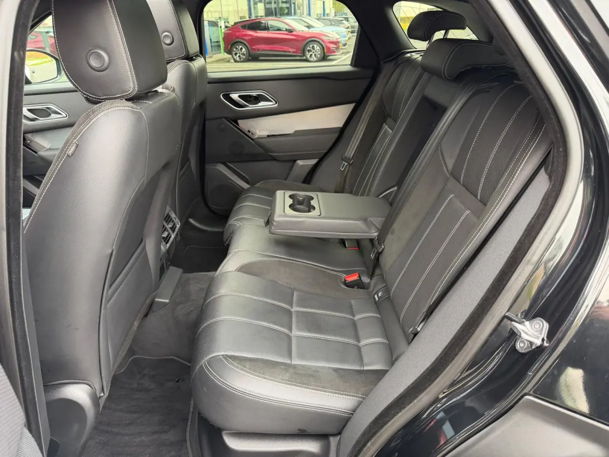 2.0 P250 AWD Dynamic SE / PANORAMADAK / KEYLESS-ENTRY / FACELIFT