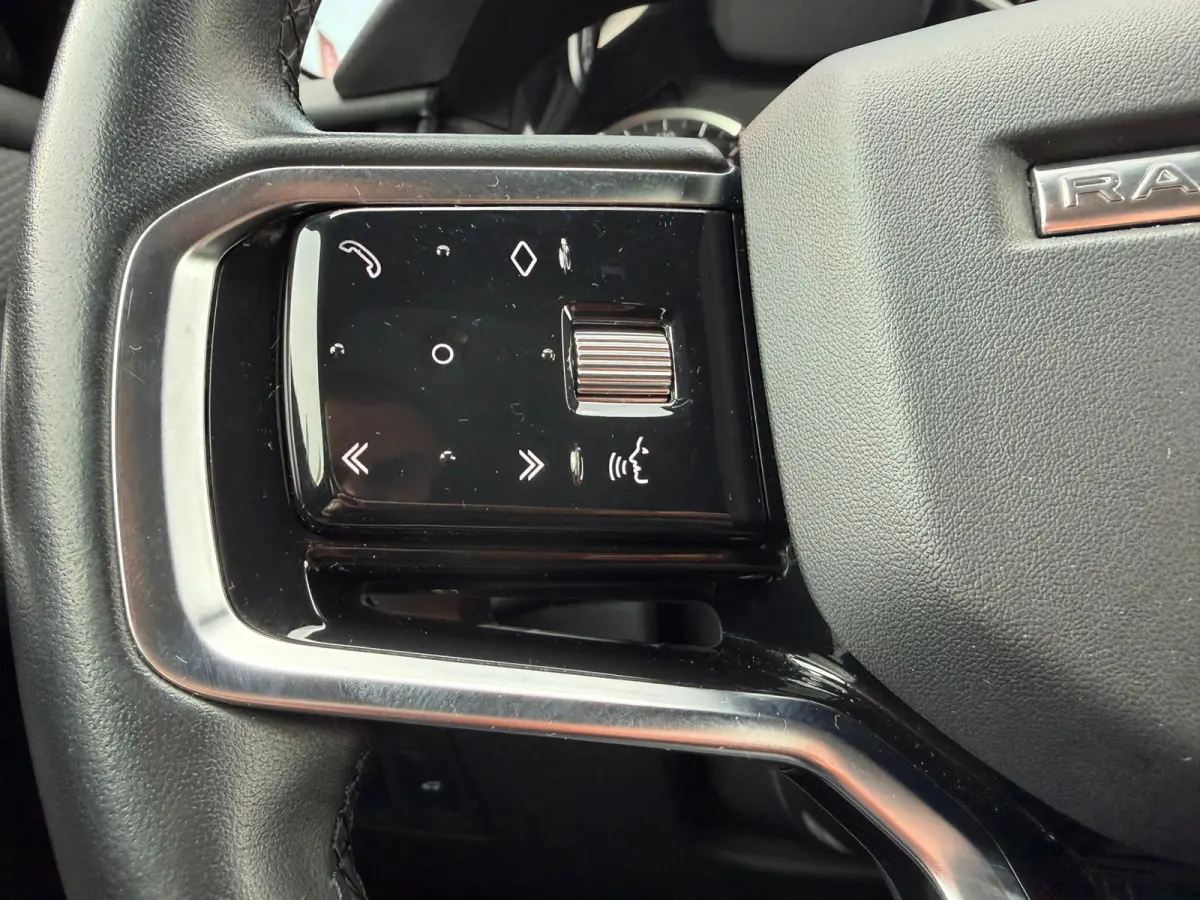 2.0 P250 AWD Dynamic SE / PANORAMADAK / KEYLESS-ENTRY / FACELIFT
